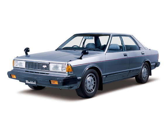 Images of Nissan Bluebird Hardtop (910) 1982–83
