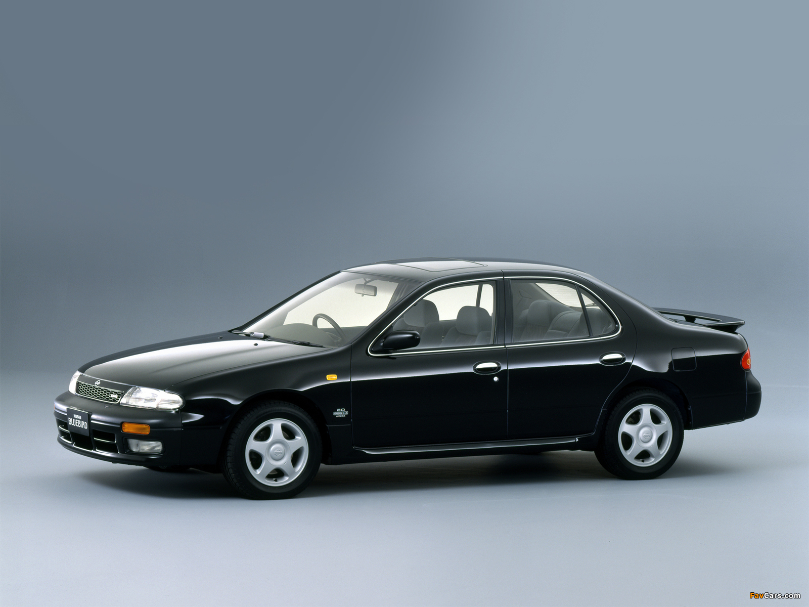 Nissan Bluebird (U13) 1991–95 images (1600 x 1200)