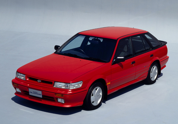 Photos of Nissan Bluebird Aussie (HAU12) 1991