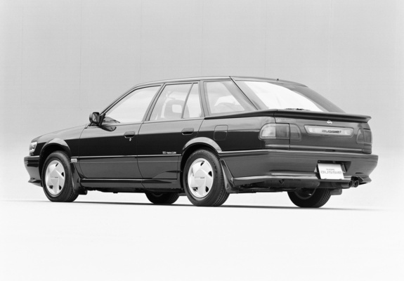 Pictures of Nissan Bluebird Aussie (HAU12) 1991