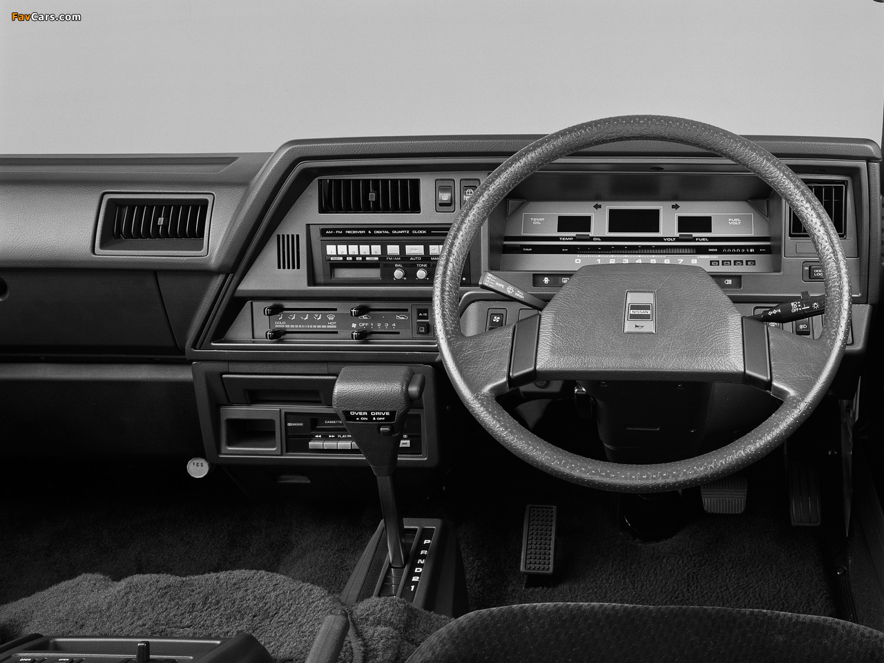 Pictures of Nissan Caravan Silk Road Limousine (E24) 1986–88 (1280 x 960)