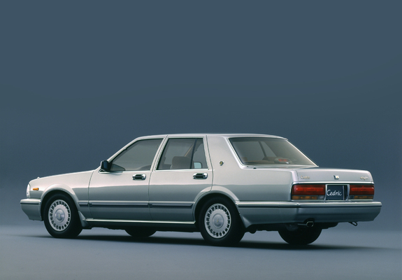 Photos of Nissan Cedric Sedan (Y31) 1987–91