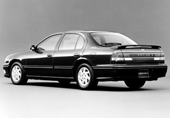 Nissan Cefiro (A32) 1994–98 pictures
