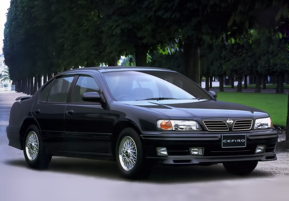 Pictures of Nissan Cefiro (A32) 1994–98