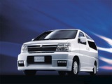 Images of Nissan Elgrand (50) 1999–2002