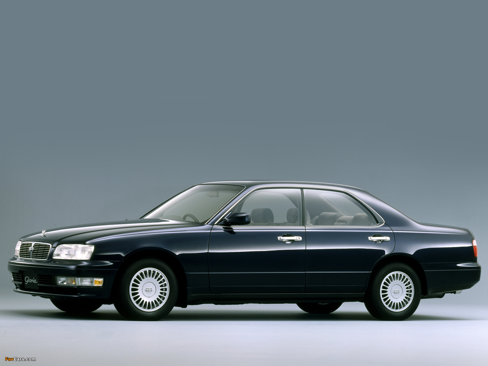 Images of Nissan Gloria Brougham (Y33) 1995–97 (1600 x 1200)