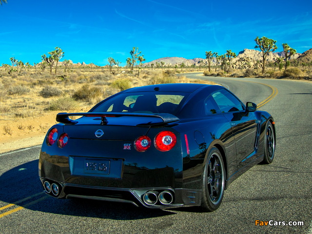 Nissan GT-R Track Edition 2013 images (640 x 480)