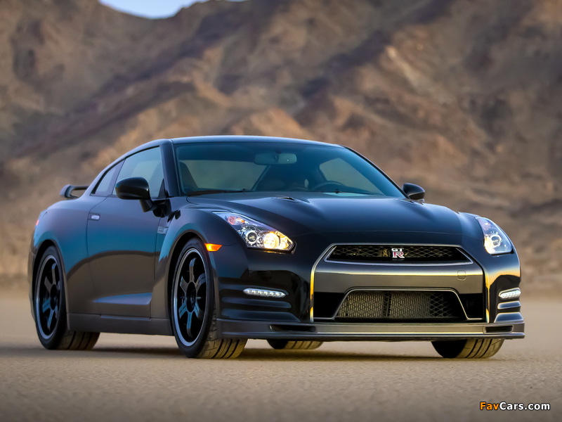 Nissan GT-R Track Edition 2013 pictures (800 x 600)