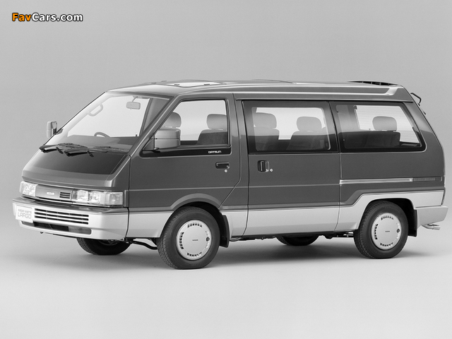 Nissan Vanette Largo Coach (GC22) 1986–93 wallpapers (640 x 480)