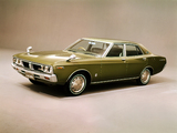Images of Nissan Laurel Sedan (C130) 1972–74