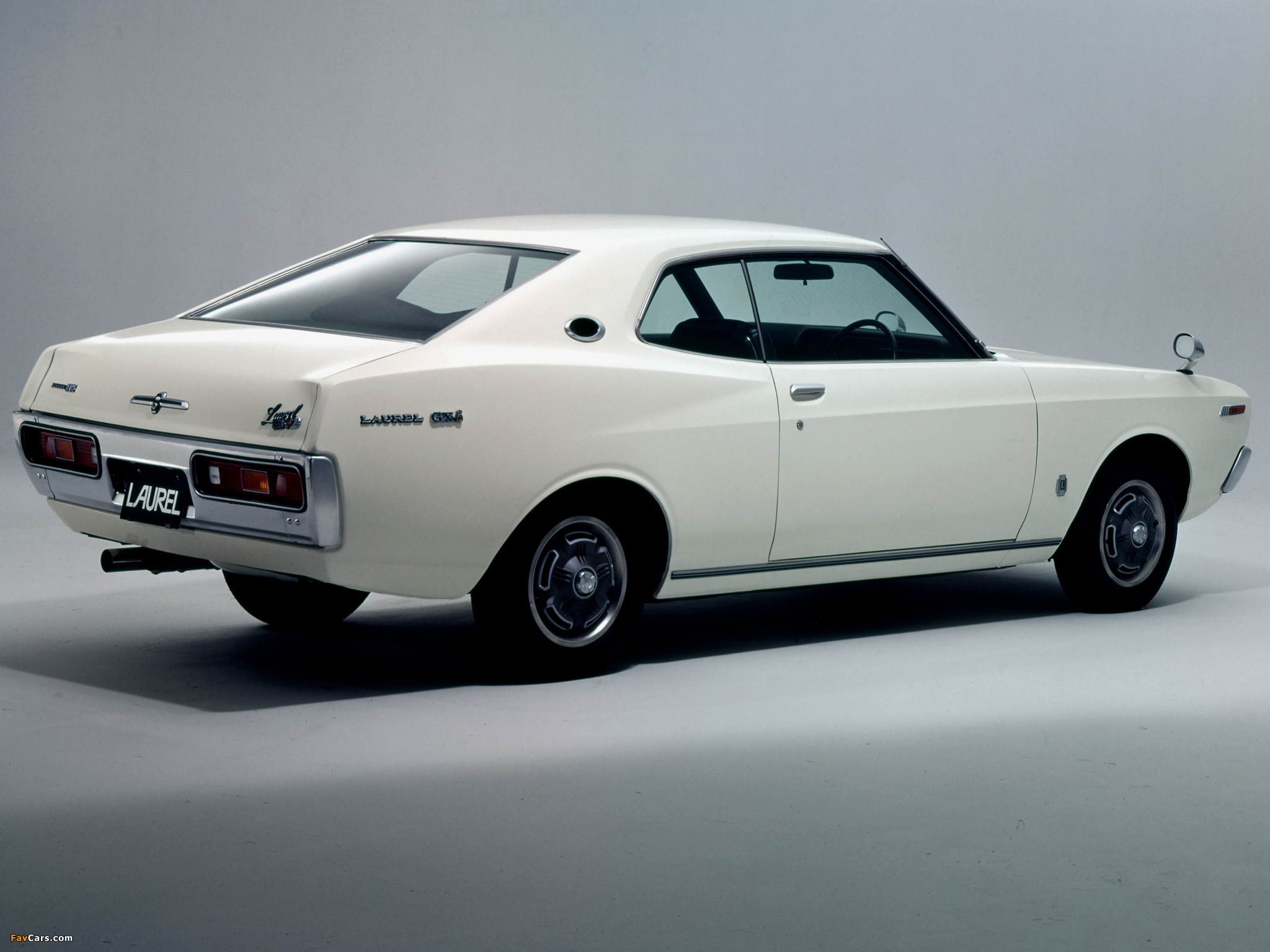 Photos of Nissan Laurel Coupe (C130) 1974–77 (2048 x 1536)
