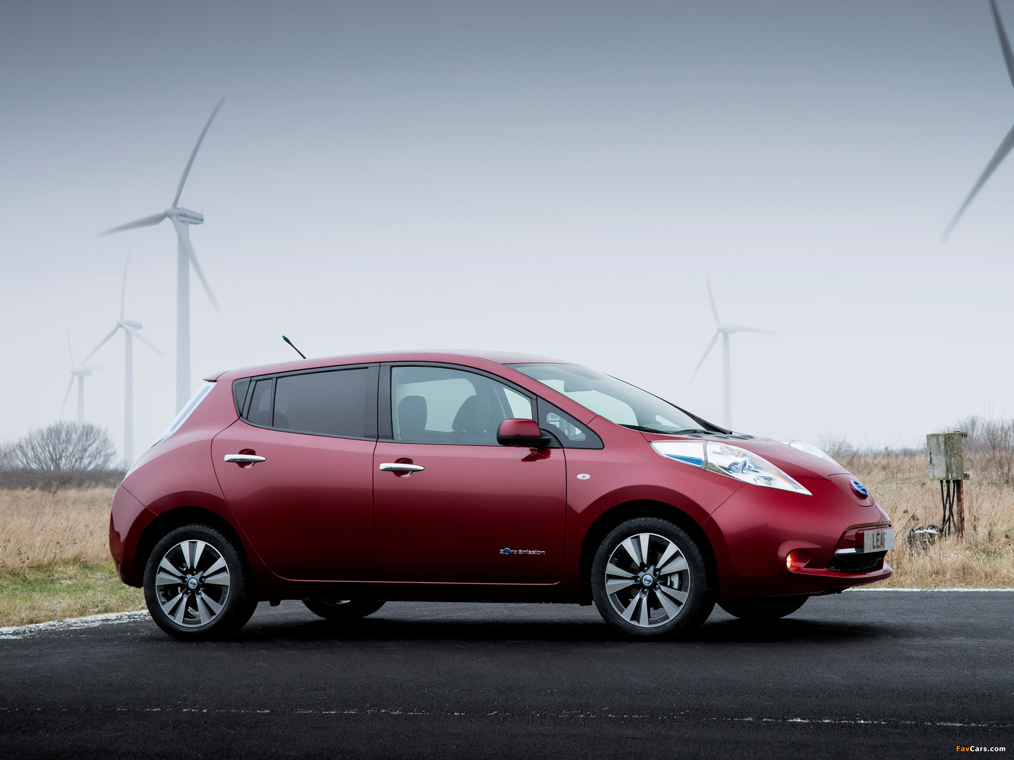 Nissan Leaf 2013 pictures (2048 x 1536)