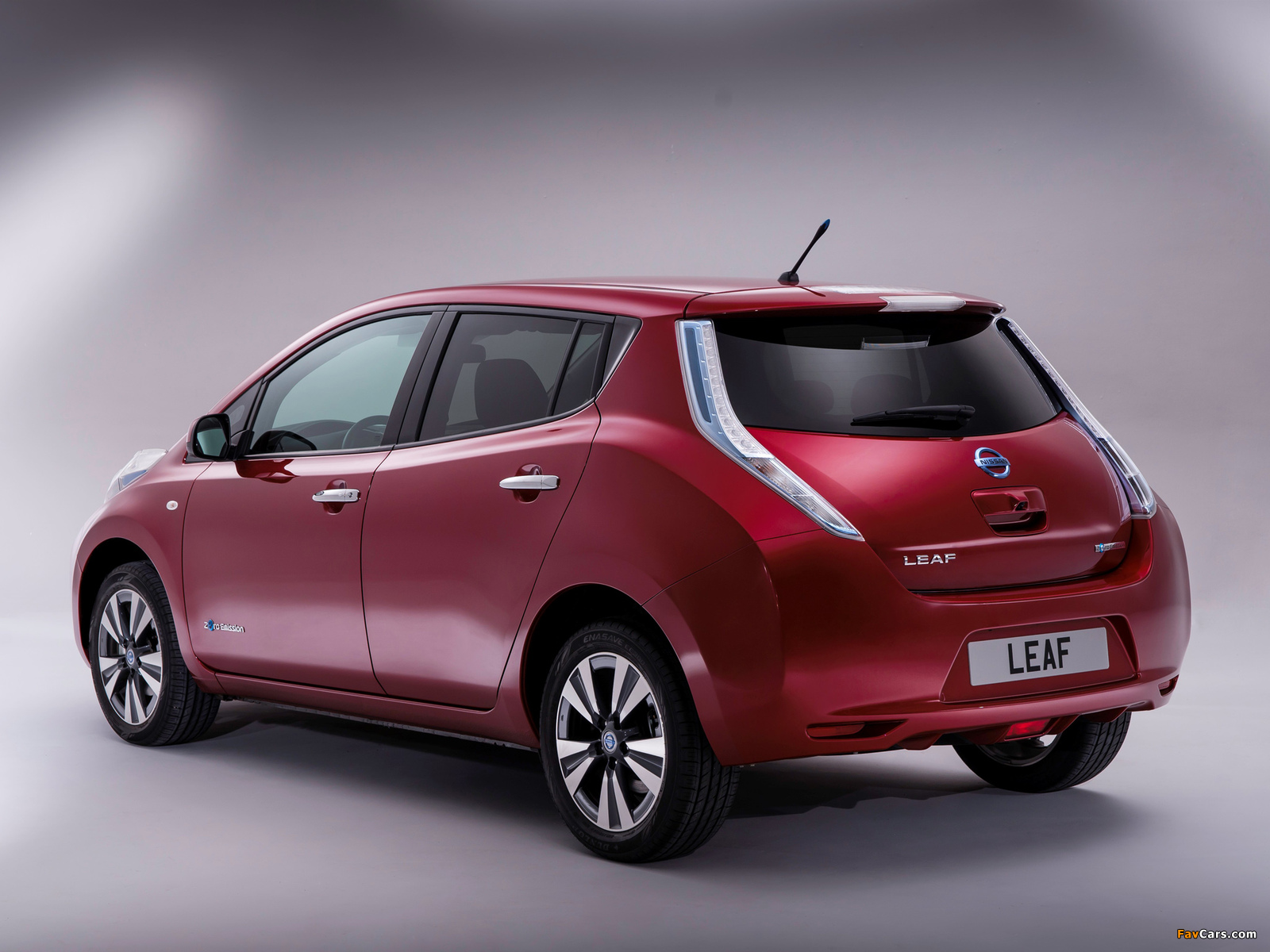 Pictures of Nissan Leaf 2013 (1600 x 1200)