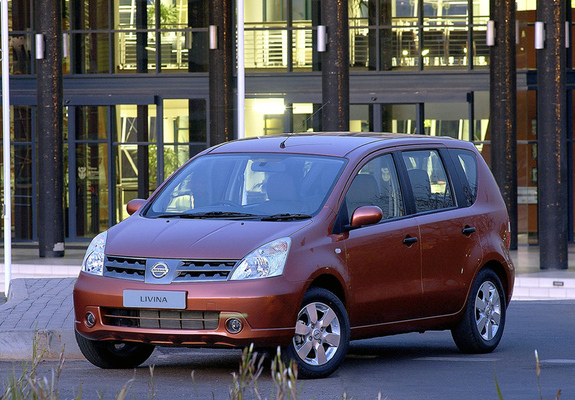 Images of Nissan Livina ZA-spec 2007