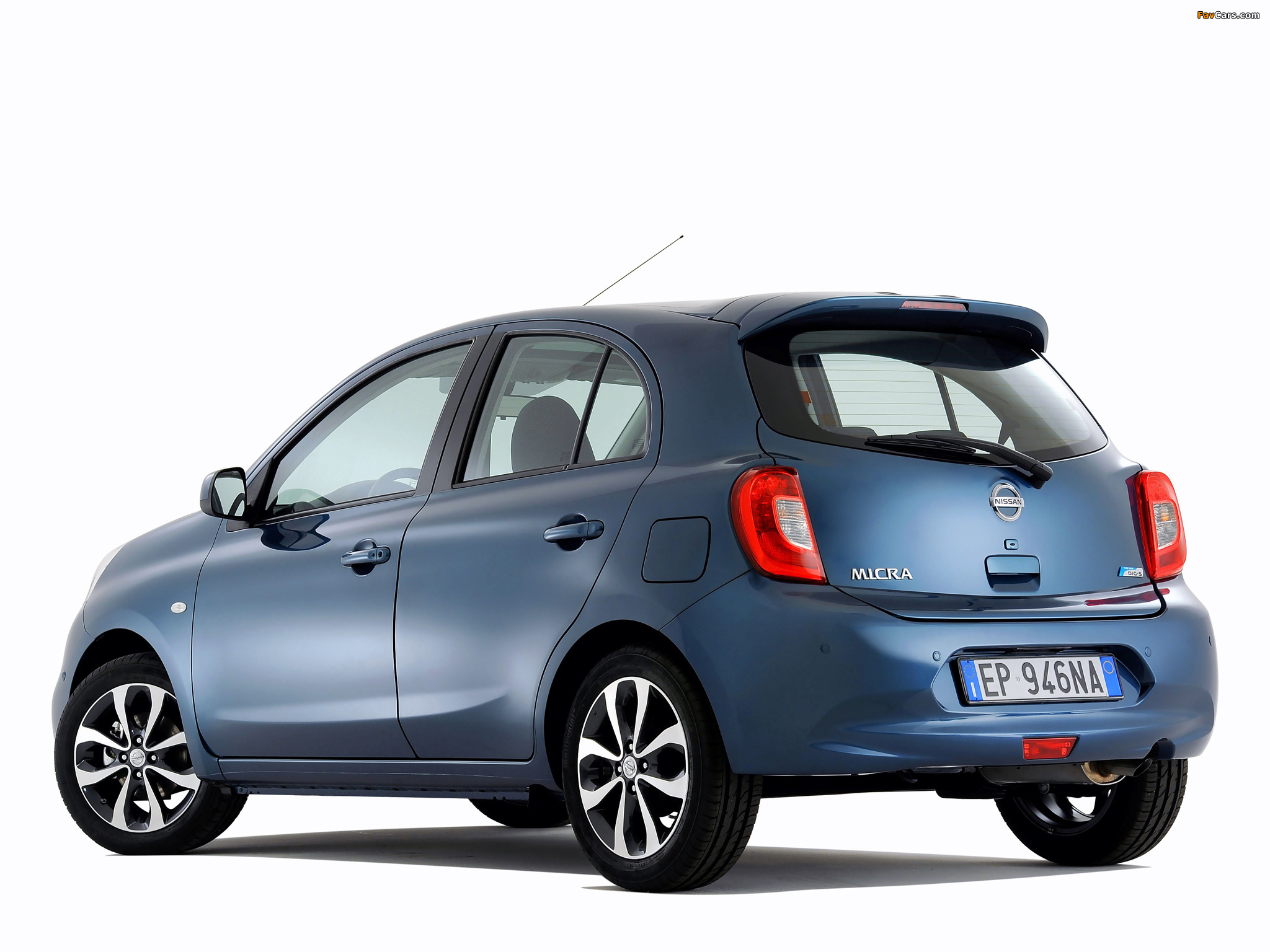 Images of Nissan Micra (K13) 2013 (2048 x 1536)