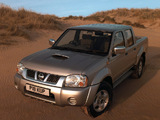 Photos of Nissan Pickup Navara Crew Cab UK-spec (D22) 2001–05