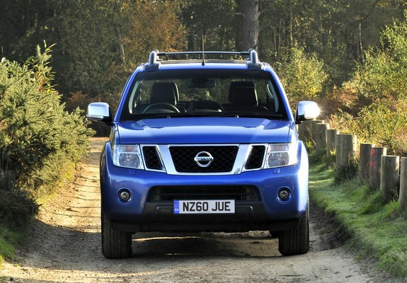 Pictures of Nissan Navara Double Cab UK-spec (D40) 2010