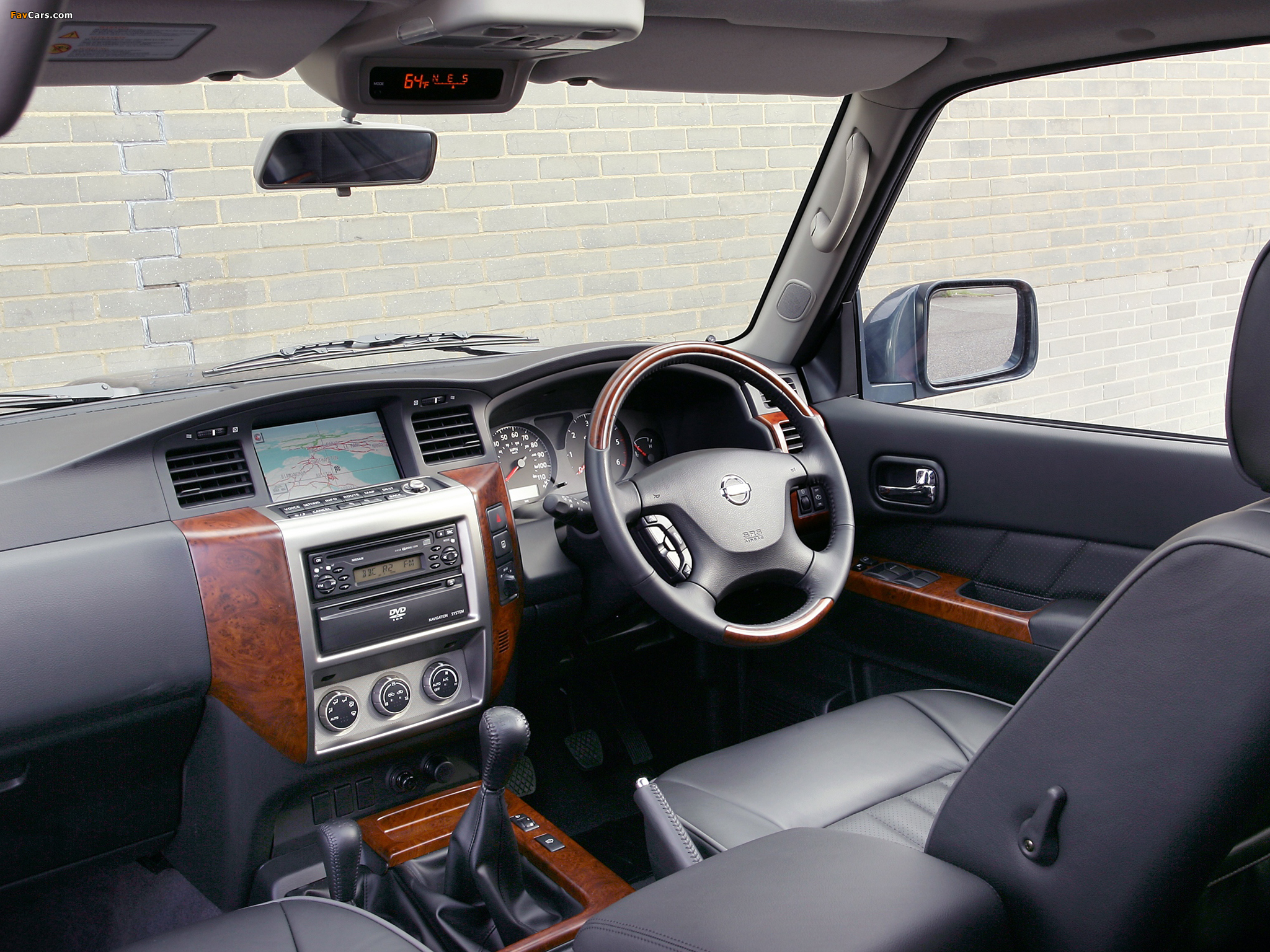 Nissan Patrol y61 Interior