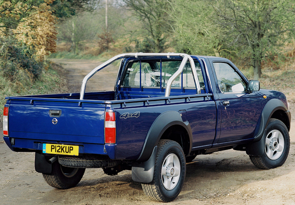 Photos of Nissan Pickup Single Cab UK-spec (D22) 2001–05
