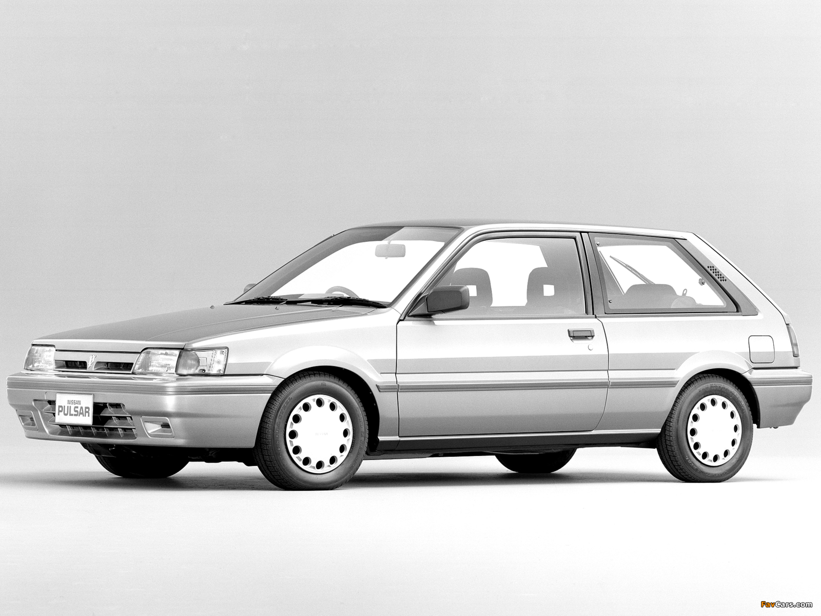Nissan Pulsar 3-door (N13) 1986–90 images (1600 x 1200)