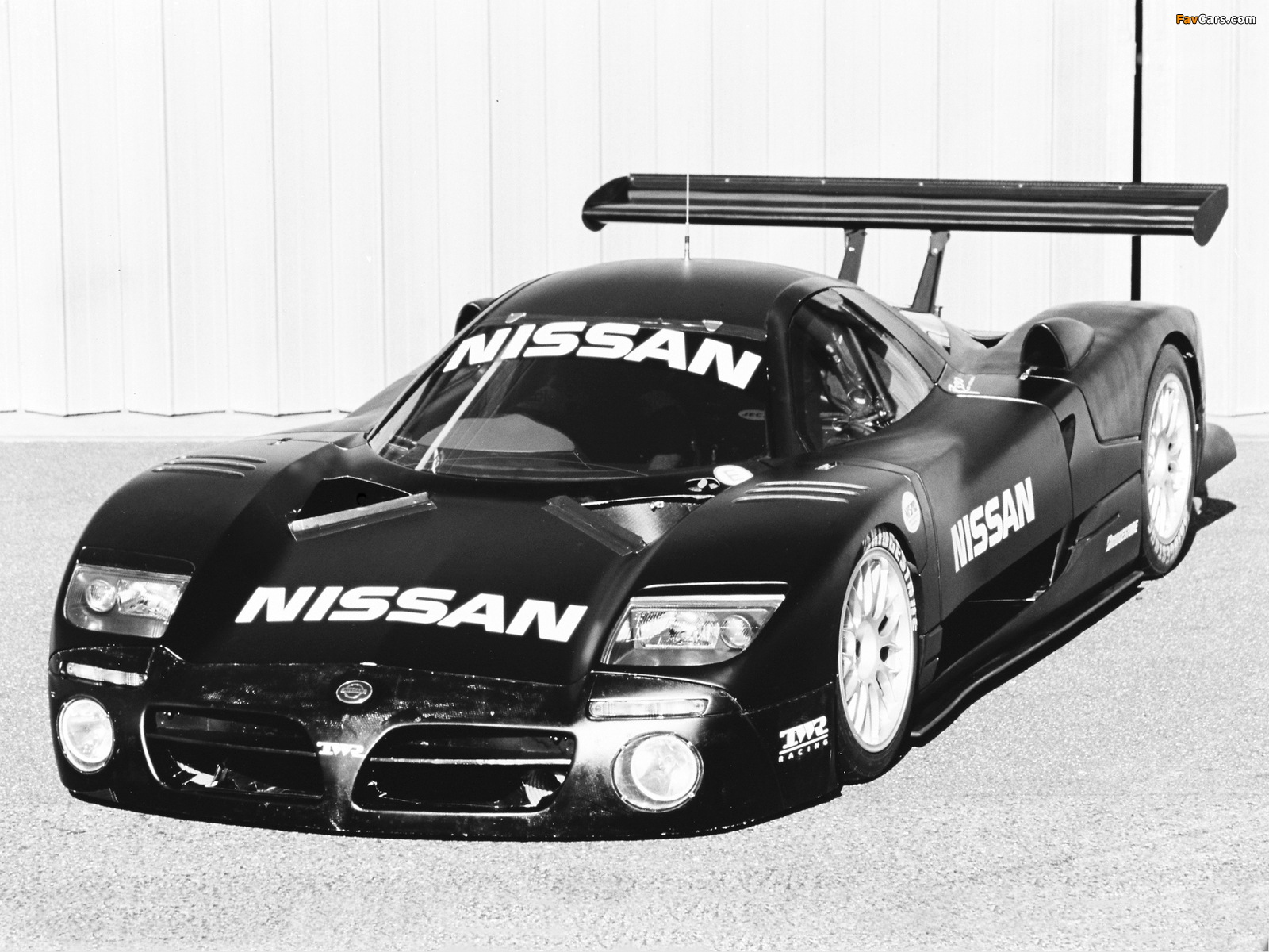 Nissan R390 GT1 1997–98 wallpapers (1600 x 1200)