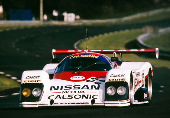 Nissan R87E 1987 pictures