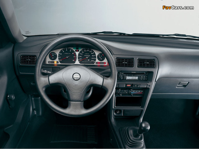 Nissan Sentra MX-spec (B13) 1996–99 pictures (640 x 480)