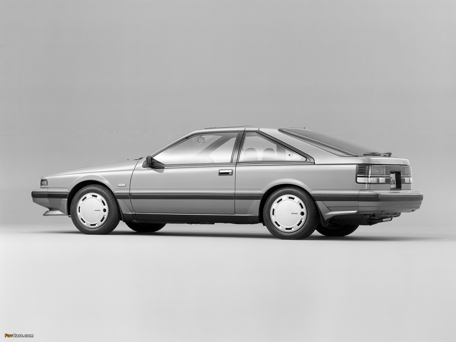 Nissan Silvia Liftback (S12) 1983–88 pictures (1600 x 1200)