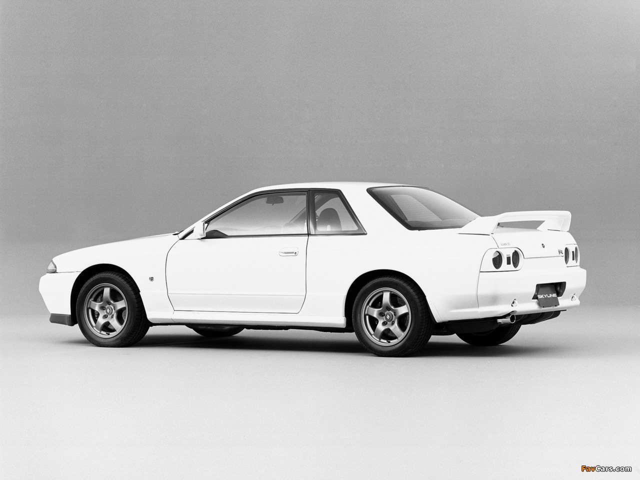 Nissan Skyline GT-R (BNR32) 1989–94 photos (1280 x 960)