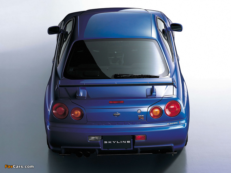 Photos of Nissan Skyline GT-R V-spec II (BNR34) 2000–02 (800 x 600)