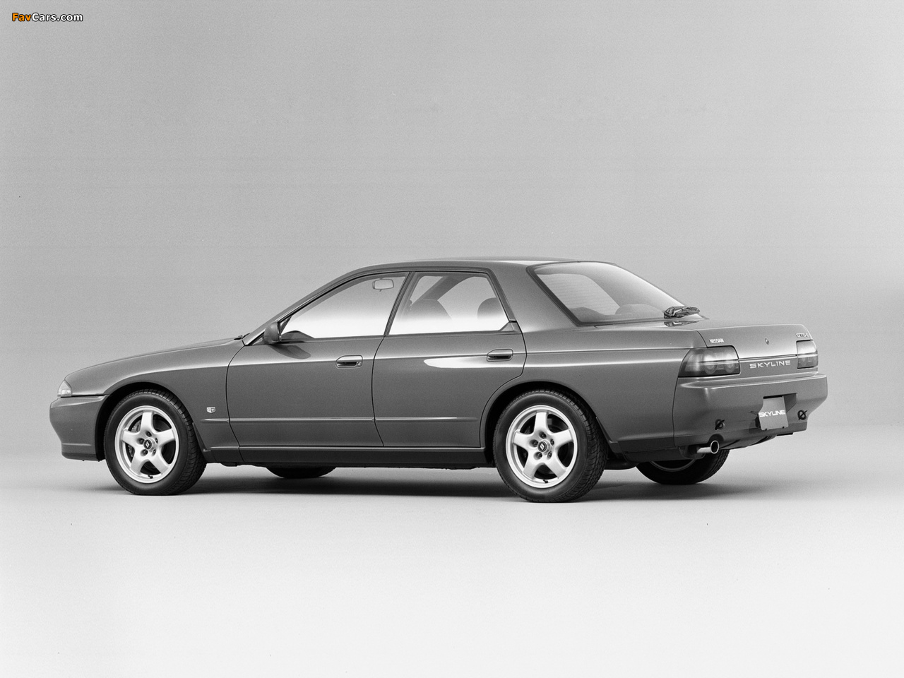 Pictures of Nissan Skyline GTS-T Sedan (RCR32) 1989–91 (1280 x 960)