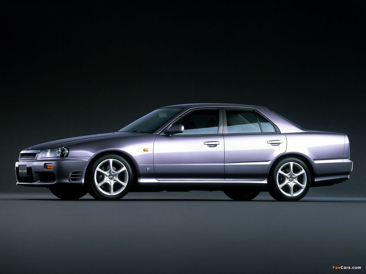 Pictures of Nissan Skyline GT Sedan (ER34) 1998–2000 (1280 x 960)