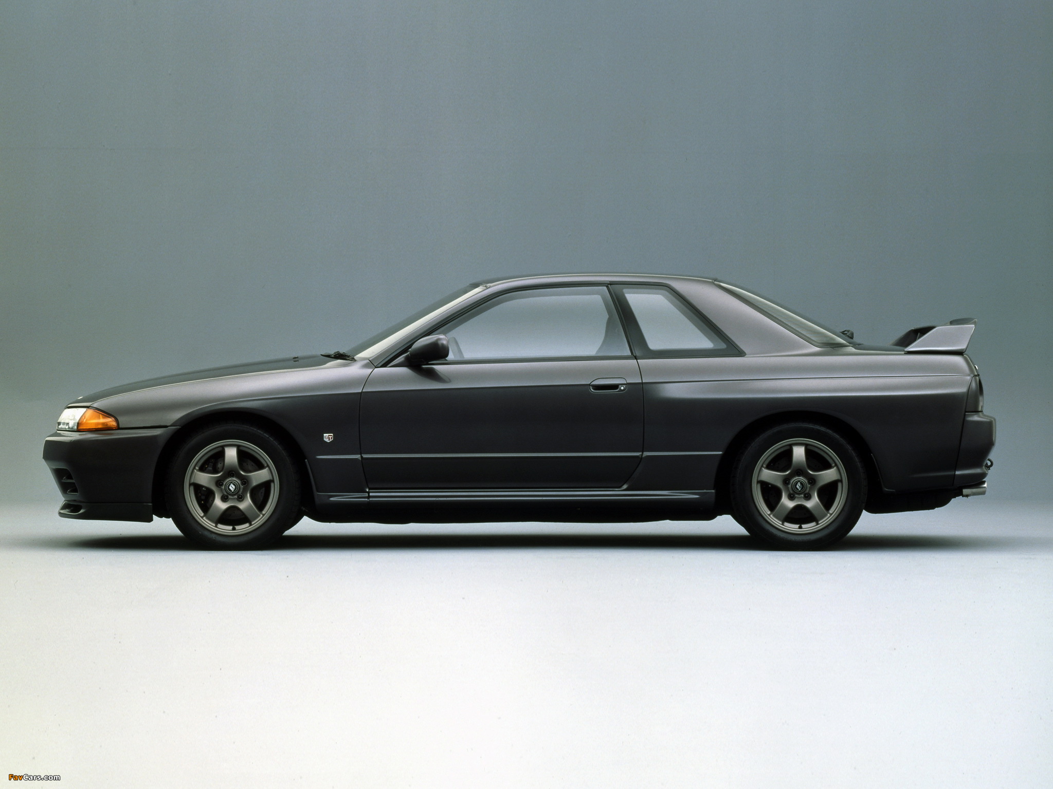 Nissan Skyline GT-R (BNR32) 1989–94 wallpapers (2048 x 1536)