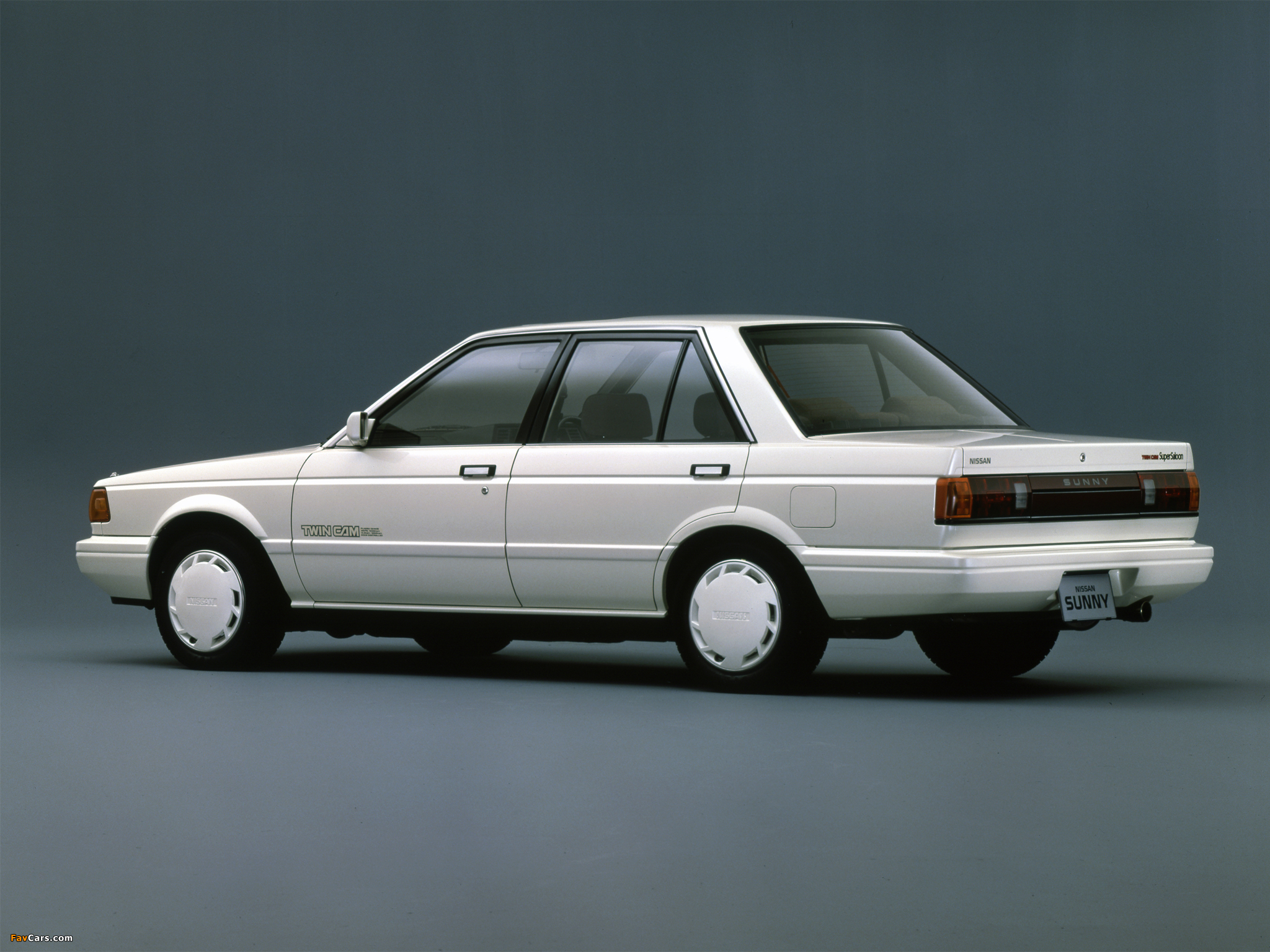 Nissan Sunny (B12) 1987-90 images (2048x1536)