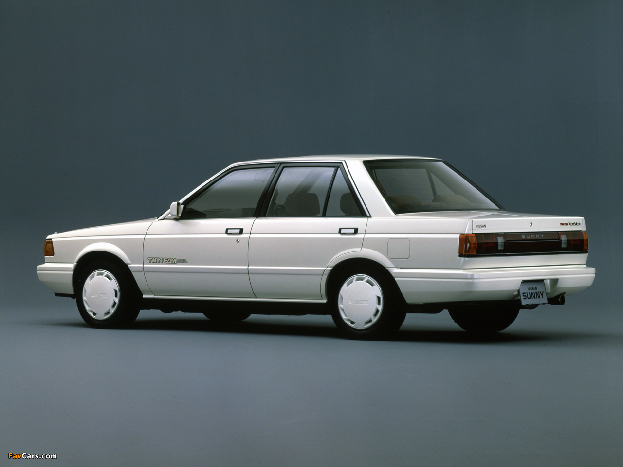 Nissan Sunny (B12) 1987–90 images (1280 x 960)