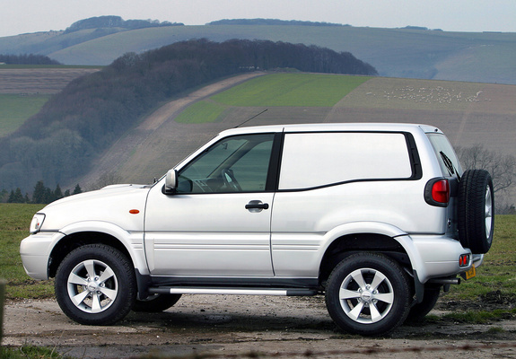 Nissan Terrano II Van UK-spec (R20) 1999–2006 photos