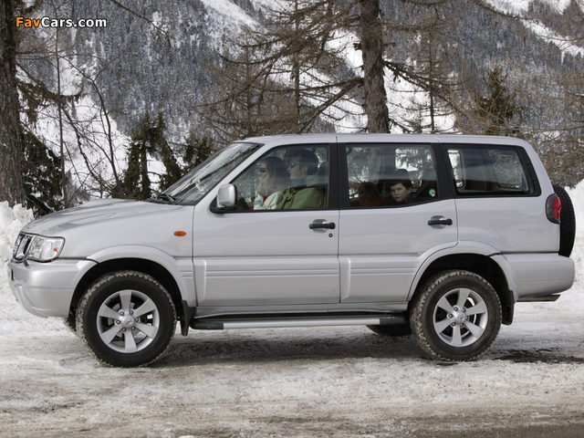 Nissan Terrano II 5-door (R20) 1999–2006 photos (640 x 480)