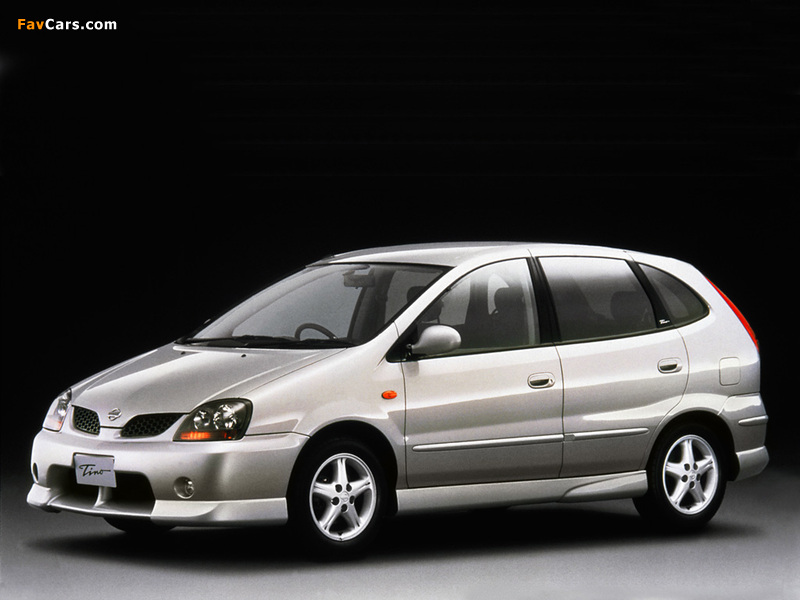 Photos of Nissan Tino (V10) 1998–2003 (800 x 600)