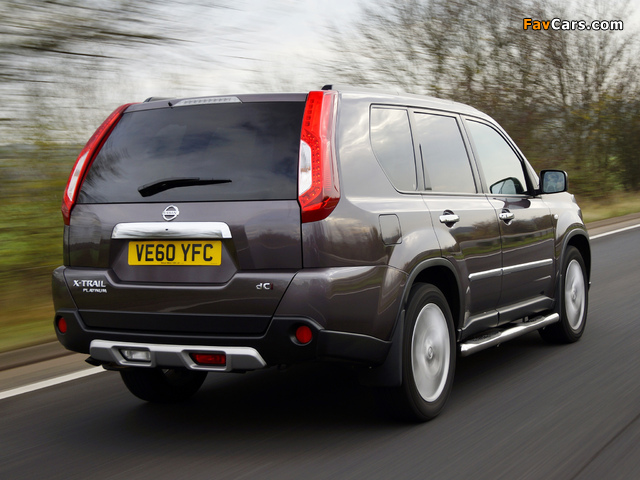 Photos of Nissan X-Trail Platinum Edition UK-spec (T31) 2011–12 (640 x 480)