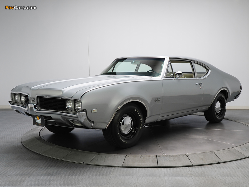 Images of Oldsmobile 442 Sport Coupe (4477) 1969 (800 x 600)