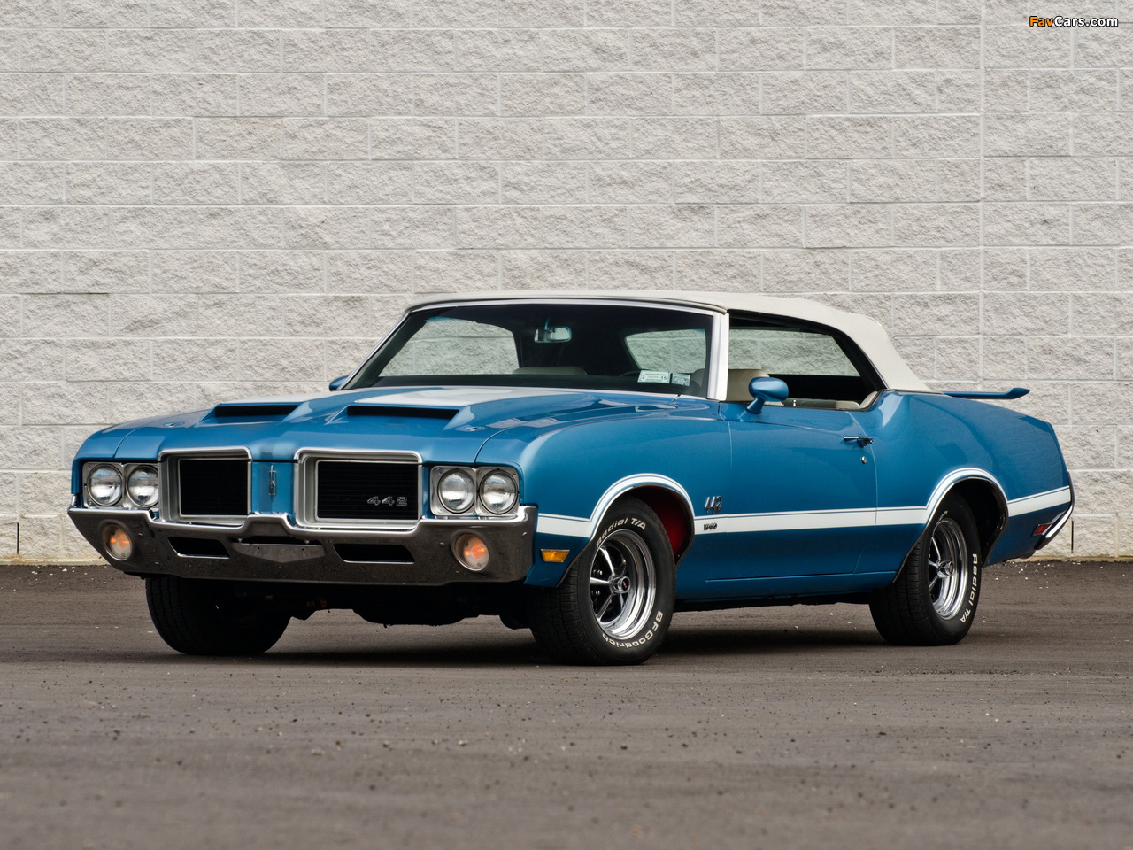 Images of Oldsmobile 442 W-30 Convertible (4467) 1971 (1280 x 960)