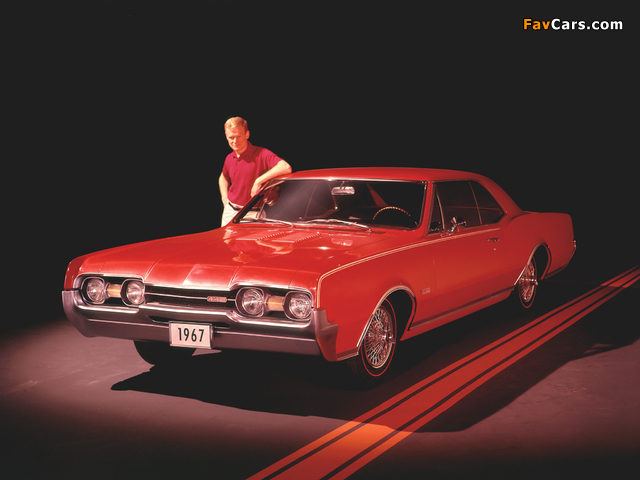 Oldsmobile Cutlass 442 Holiday Coupe (3817) 1967 pictures (640 x 480)