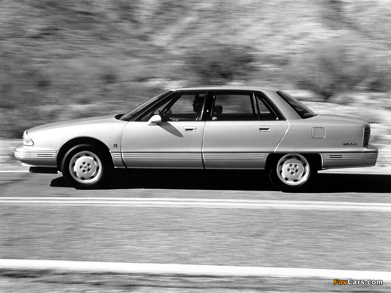 Oldsmobile Ninety-Eight 1991–96 photos (800 x 600)