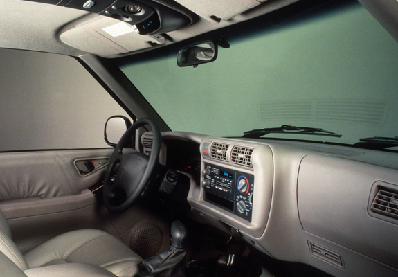 Images of Oldsmobile Bravada 1995–98
