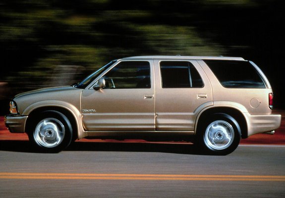Oldsmobile Bravada X-Scape Concept 1998 photos