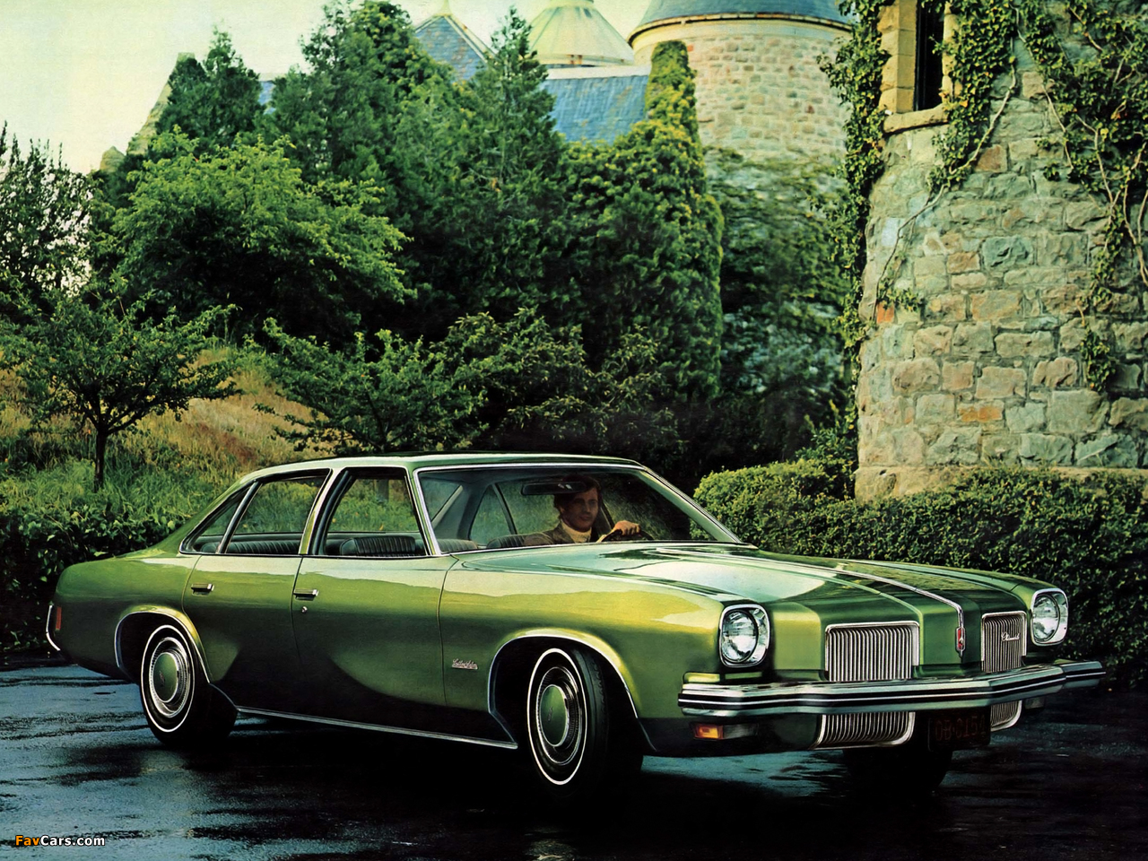Oldsmobile Cutlass Salon Sedan 1973 pictures (1280 x 960)