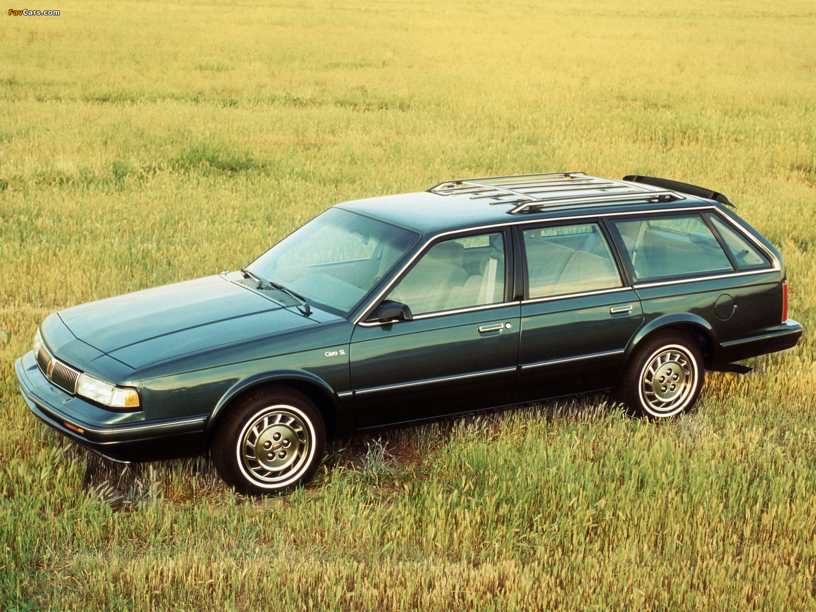 Photos of Oldsmobile Cutlass Ciera Wagon 1989–96 (1600 x 1200)