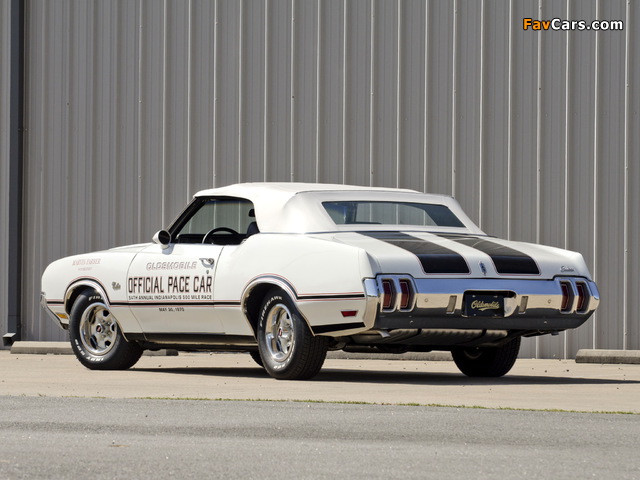 Pictures of Oldsmobile Cutlass Supreme Convertible Indy 500 Pace Car (4267) 1970 (640 x 480)