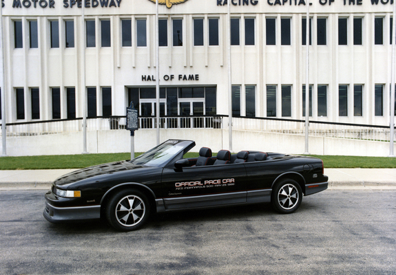 Oldsmobile Cutlass Supreme Convertible Indy 500 Pace Car 1988 wallpapers