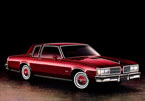 Pictures of Oldsmobile Delta 88 Holiday Coupe 1980–84
